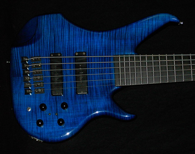 Max Flamed Maple Blue
