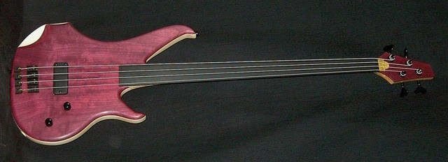 Max Fretless Amaranth Top