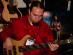 Steve und der Fretless.oc

